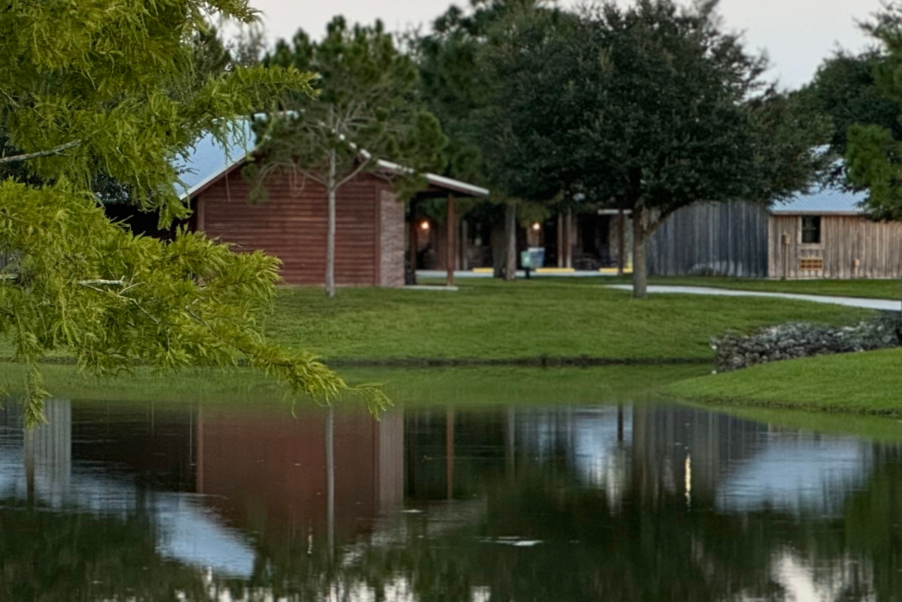 Cabins next to pond, OK Corral Lodging, hotel, motel, Okeechobee