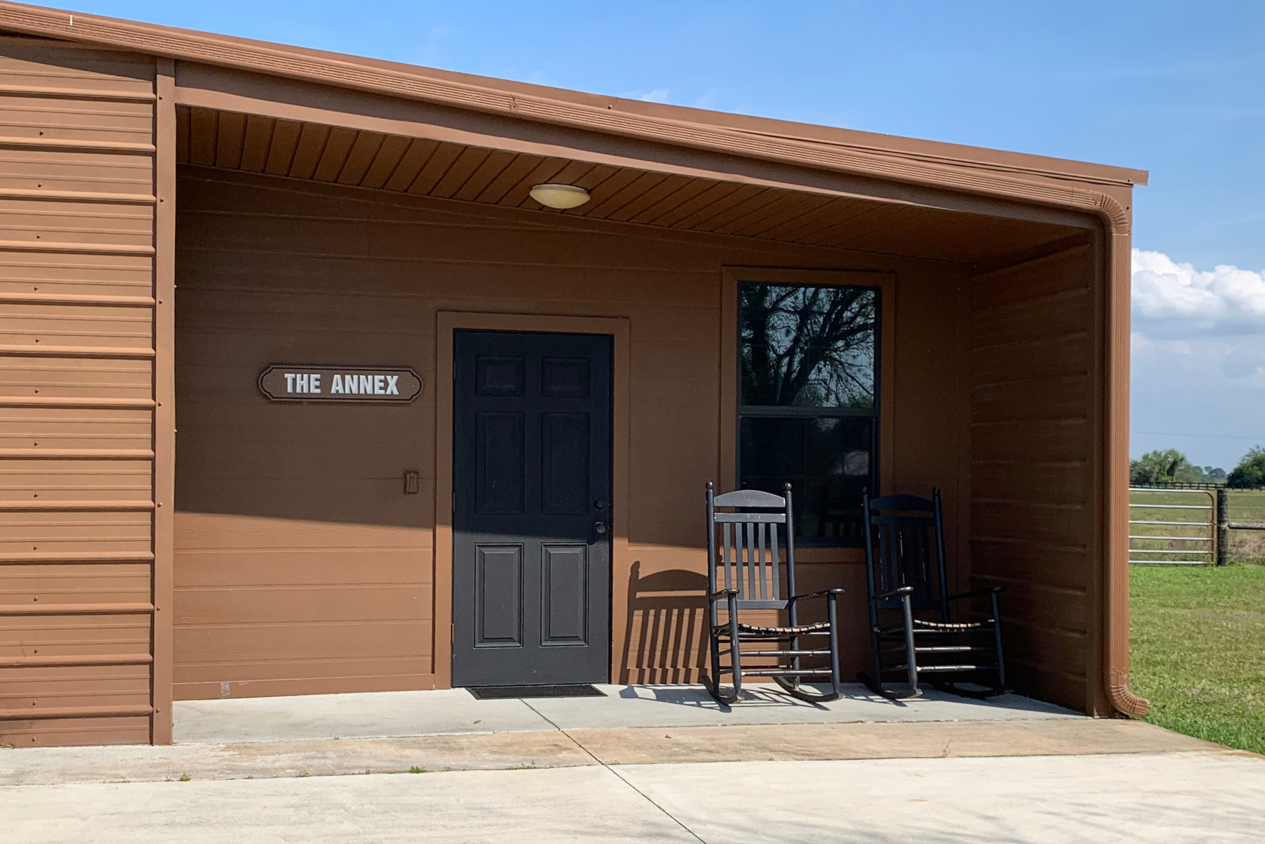 The-Annex-Suite-OK-Corral-Lodging-hotel-motel-Okeechobee., Florida