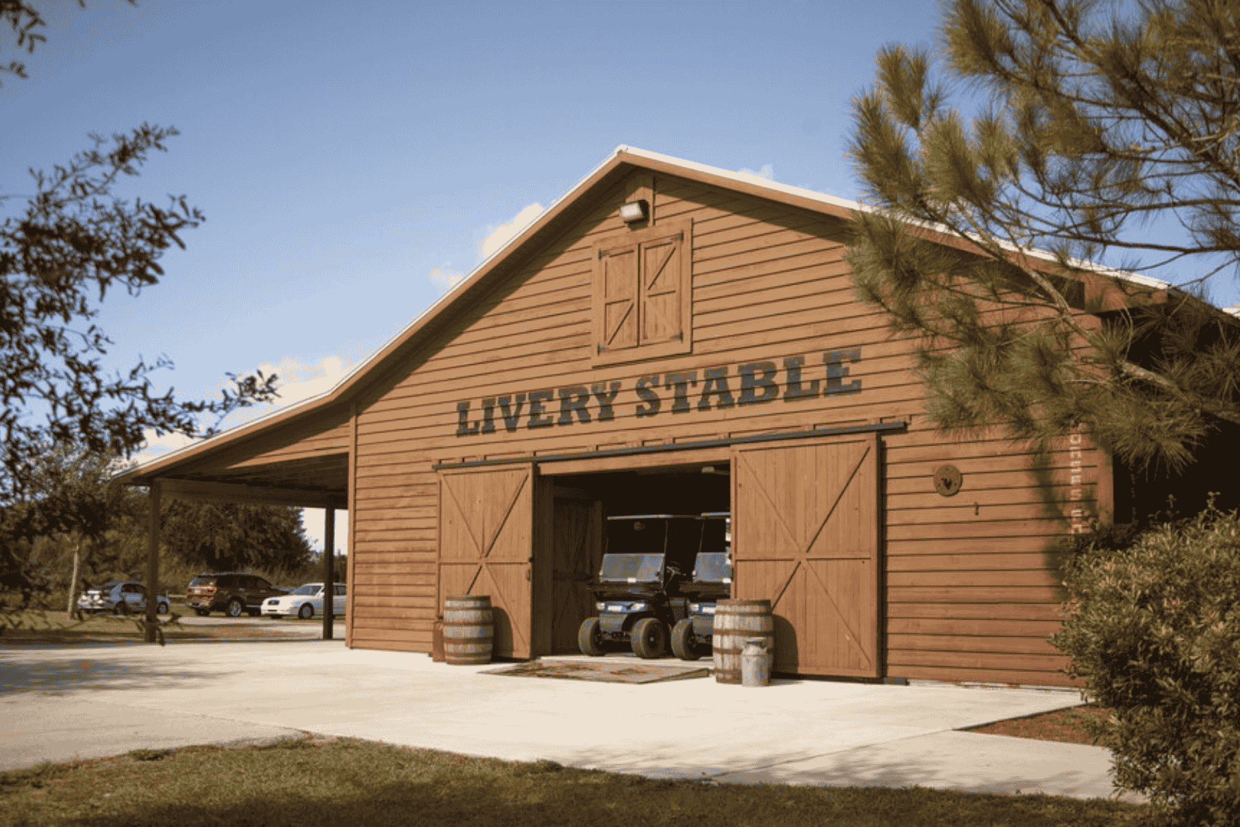 Livery-Stable-outdoor-covered-venue-event-venue-Okeechobee-Florida-central-Florida-south-Florida-Port-St-Lucie-Fort-Pierce-Stuart-Palm-City-West-Palm-Beach-rustic-venue-OK-Corral-Gun